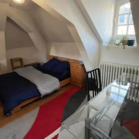 Villa La Maison Aux Volets Bleus Laval (Mayenne)